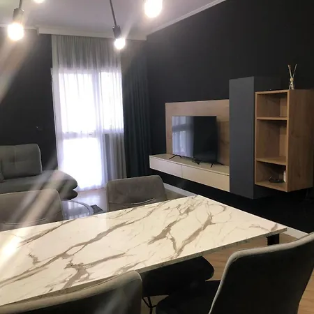 Apartment Tirent - Komuna E Parisit, 1 *